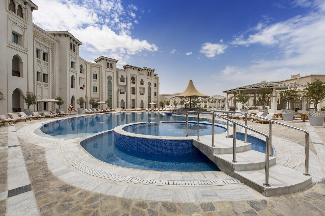 Ezdan Palace Hotel Doha Bagian luar foto